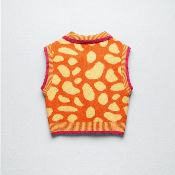 Zara JACQUARD KNIT VEST - Picture 8 of 9